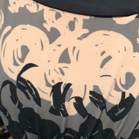 Dress - Picture 1 of 4